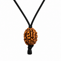 Rudraksha (Java) à 3 yeux (Java) et équilibré le feu intérieur