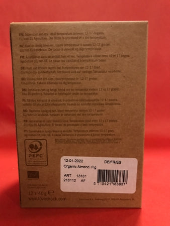 Lovechock Riegel: Darning bitter chocolate with almonds and figs