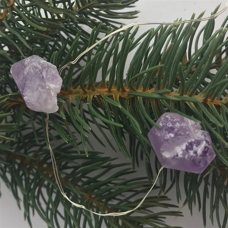 Amethyst Kristall-Lichterkette – Handgeschliffene Natursteine, warmes LED-Licht