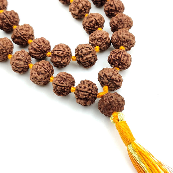 5-ojo Rudraksha-mala 15 mm Ø 54+1