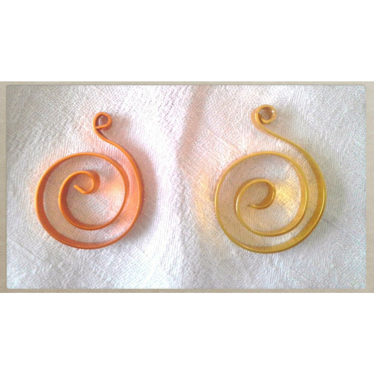 Pendant spiral - for change and change