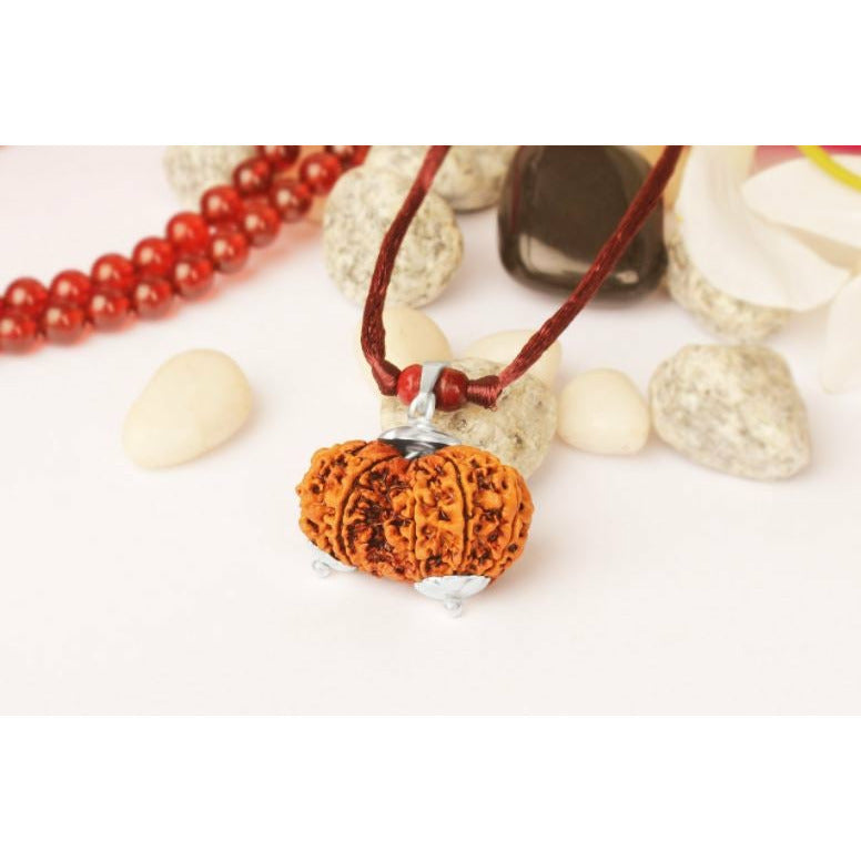 Garbh -Gauri -Rudraksha - Protección para madre e hijos - en plata (Nepal)